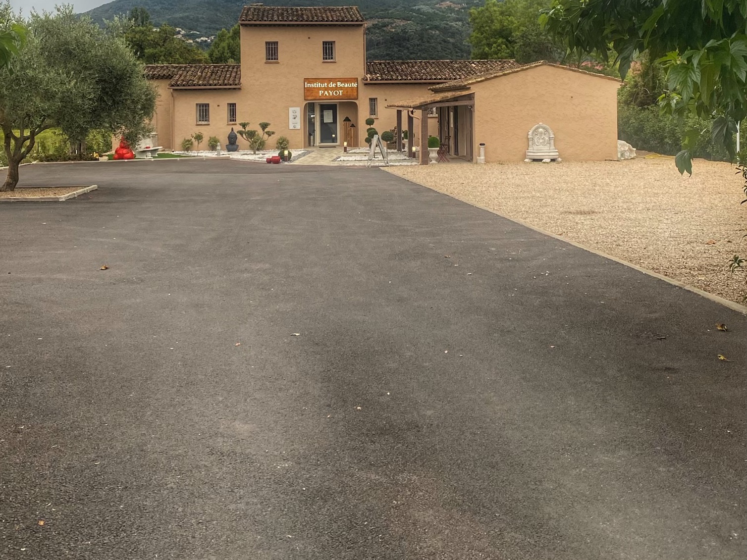 institut après goudronnage